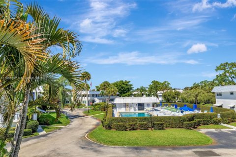 Condo in Stuart, Florida, 1 bedroom  № 1892686 - photo 28