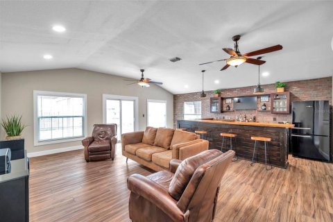 House in Tampa, Florida 3 bedrooms, 146.32 sq.m. № 1624896 - photo 10