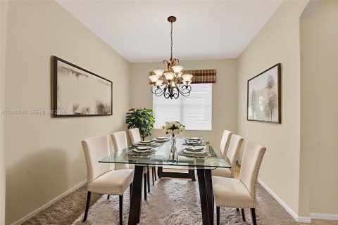 House in Boynton Beach, Florida 3 bedrooms, 214.79 sq.m. № 2007967 - photo 29