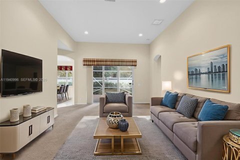 House in Boynton Beach, Florida 3 bedrooms, 214.79 sq.m. № 2007967 - photo 11