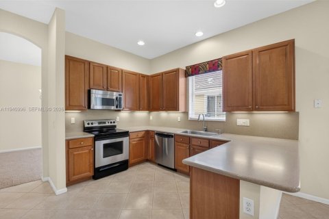 House in Boynton Beach, Florida 3 bedrooms, 214.79 sq.m. № 2007967 - photo 23