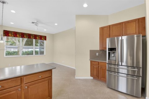 House in Boynton Beach, Florida 3 bedrooms, 214.79 sq.m. № 2007967 - photo 25