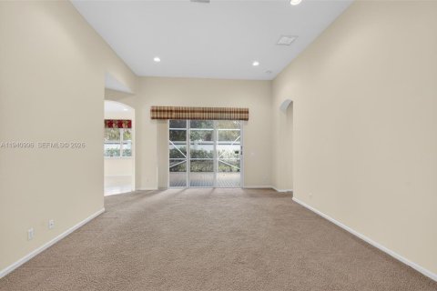 House in Boynton Beach, Florida 3 bedrooms, 214.79 sq.m. № 2007967 - photo 10