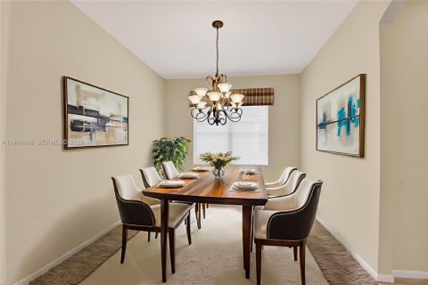 House in Boynton Beach, Florida 3 bedrooms, 214.79 sq.m. № 2007967 - photo 30