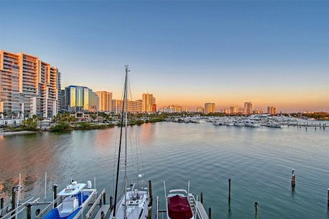 Copropriété à vendre à Sarasota, Floride: 2 chambres, 170.66 m2 № 1542704 - photo 16