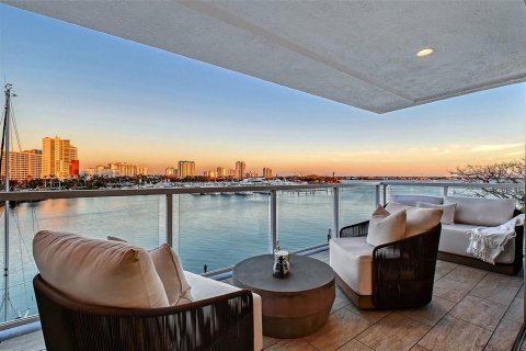 Condominio en venta en Sarasota, Florida, 2 dormitorios, 170.66 m2 № 1542704 - foto 17