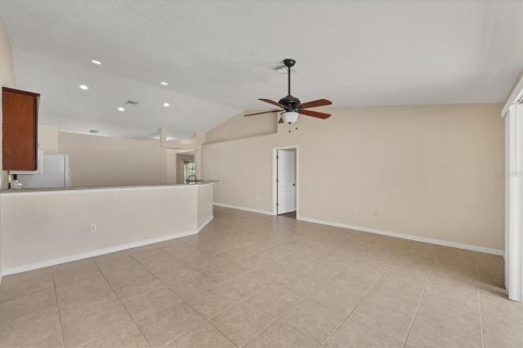 Villa ou maison à vendre à Port Charlotte, Floride: 4 chambres, 197.51 m2 № 2227013 - photo 7
