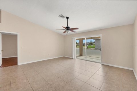 Villa ou maison à vendre à Port Charlotte, Floride: 4 chambres, 197.51 m2 № 2227013 - photo 9