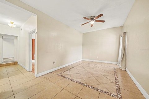 Villa ou maison à vendre à Daytona Beach, Floride: 5 chambres, 172.43 m2 № 2433670 - photo 15