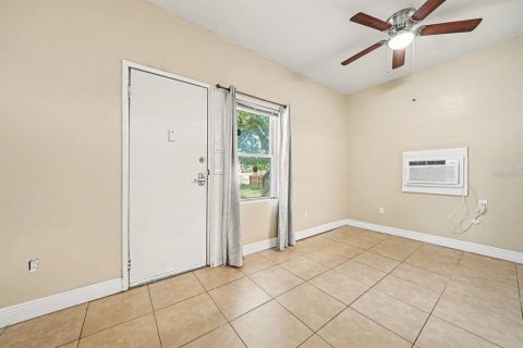 Villa ou maison à vendre à Daytona Beach, Floride: 5 chambres, 172.43 m2 № 2433670 - photo 6
