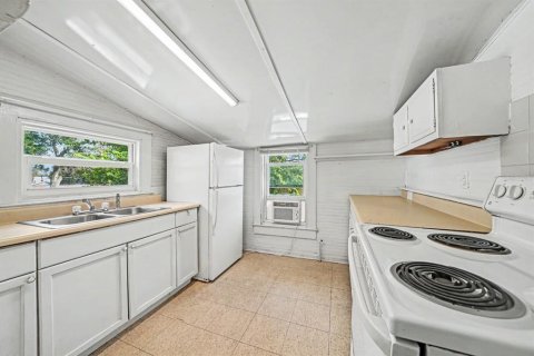Villa ou maison à vendre à Daytona Beach, Floride: 5 chambres, 172.43 m2 № 2433670 - photo 13