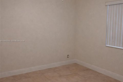 Apartamento en alquiler en Coral Springs, Florida, 2 dormitorios, 68.47 m2 № 2055623 - foto 7