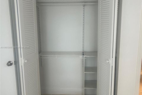 Apartamento en alquiler en Coral Springs, Florida, 2 dormitorios, 68.47 m2 № 2055623 - foto 12