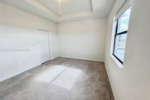 House in Homestead, Florida 3 bedrooms, 149.76 sq.m. № 1955892 - photo 10