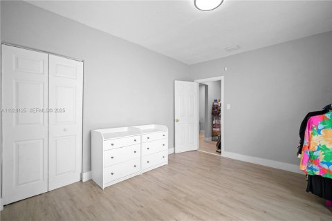 Снять в аренду виллу или дом в Норт-Майами-Бич, Флорида 4 спальни, 98.01м2, № 1988712 - фото 21