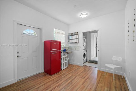 Снять в аренду виллу или дом в Норт-Майами-Бич, Флорида 4 спальни, 98.01м2, № 1988712 - фото 28