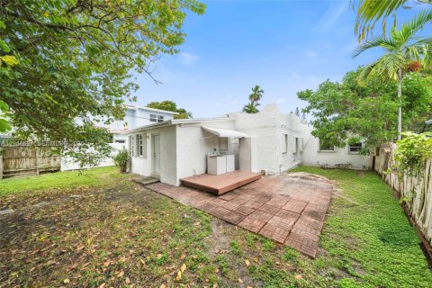 Immobilier commercial à vendre à Hollywood, Floride: 161.46 m2 № 2002936 - photo 19