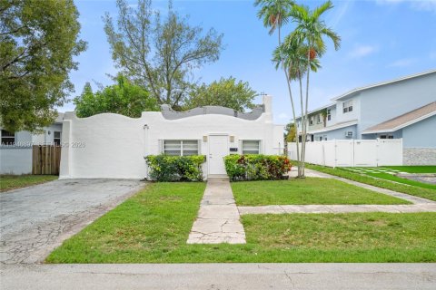 Immobilier commercial à Hollywood, Floride 161.46 m2 № 2002936