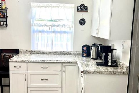 Casa en venta en Leesburg, Florida, 2 dormitorios, 67.45 m2 № 1907103 - foto 5