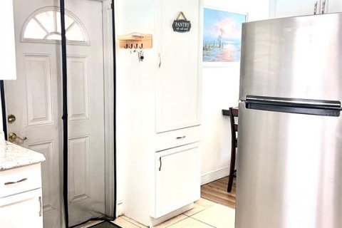 Casa en venta en Leesburg, Florida, 2 dormitorios, 67.45 m2 № 1907103 - foto 6
