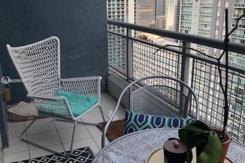 Condo in Miami, Florida, 1 bedroom  № 1986348 - photo 4
