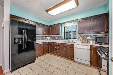 Casa en venta en Lake Wales, Florida, 3 dormitorios, 157.93 m2 № 1537997 - foto 13