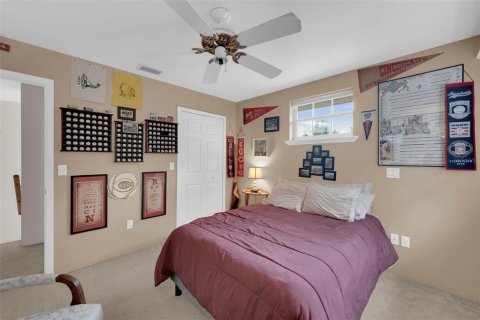 Casa en venta en Fort Myers, Florida, 4 dormitorios, 234.39 m2 № 1918383 - foto 21