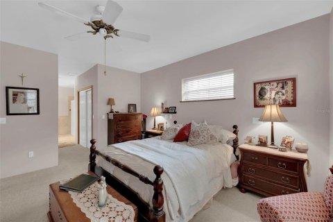 Casa en venta en Fort Myers, Florida, 4 dormitorios, 234.39 m2 № 1918383 - foto 10