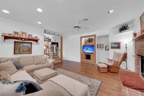Casa en venta en Fort Myers, Florida, 4 dormitorios, 234.39 m2 № 1918383 - foto 30