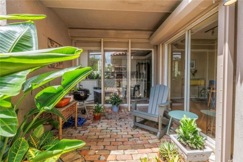 Condominio en venta en Sarasota, Florida, 2 dormitorios, 159.88 m2 № 1801928 - foto 5