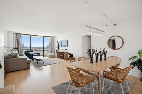 Copropriété à vendre à Aventura, Floride: 2 chambres, 112.69 m2 № 1715677 - photo 5