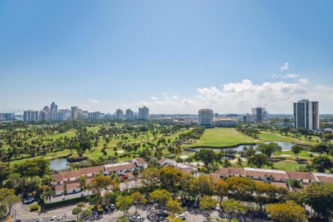 Copropriété à vendre à Aventura, Floride: 2 chambres, 112.69 m2 № 1715677 - photo 1