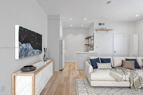 Copropriété à vendre à Miami Beach, Floride: 1 chambre, 41.81 m2 № 1897822 - photo 5