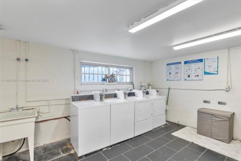 Copropriété à vendre à Miami Beach, Floride: 1 chambre, 41.81 m2 № 1897822 - photo 21