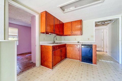Villa ou maison à vendre à Palm Harbor, Floride: 3 chambres, 93.92 m2 № 2390857 - photo 2