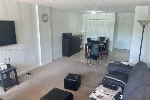 Condominio en venta en Miami, Florida, 2 dormitorios, 101.17 m2 № 2033013 - foto 9