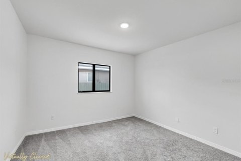 House in Cape Coral, Florida 4 bedrooms, 173.36 sq.m. № 2329406 - photo 13