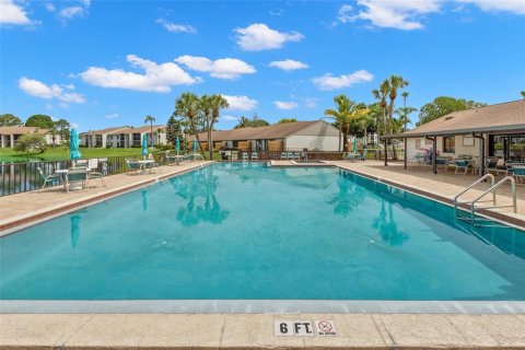 Copropriété à vendre à Palm Harbor, Floride: 2 chambres, 102.56 m2 № 2416649 - photo 22