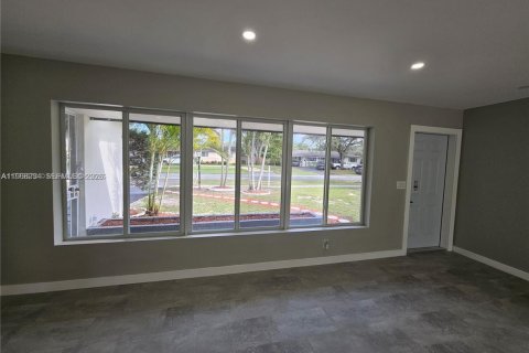 Villa ou maison à vendre à Plantation, Floride: 4 chambres, 154.96 m2 № 2029383 - photo 6