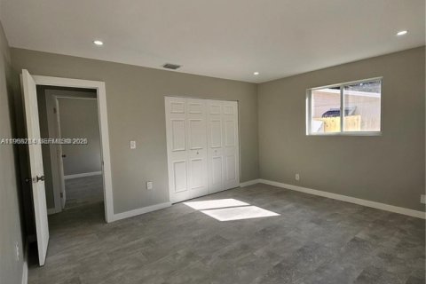 Villa ou maison à vendre à Plantation, Floride: 4 chambres, 154.96 m2 № 2029383 - photo 25