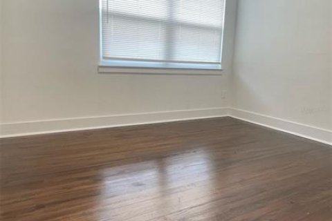 House in Orlando, Florida 3 bedrooms, 120.77 sq.m. № 1735511 - photo 21