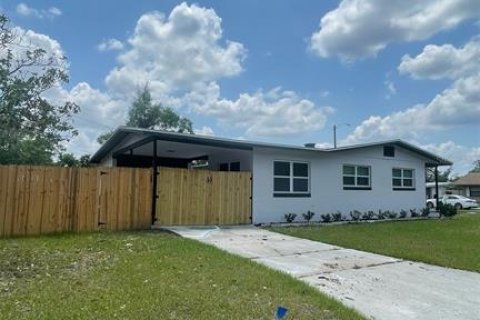House in Orlando, Florida 3 bedrooms, 120.77 sq.m. № 1735511 - photo 28