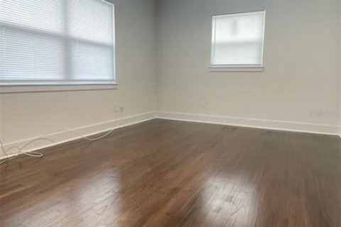 House in Orlando, Florida 3 bedrooms, 120.77 sq.m. № 1735511 - photo 17