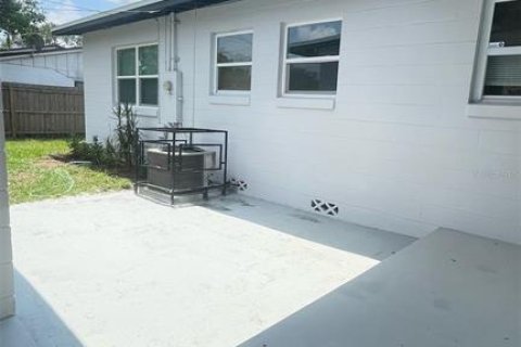 House in Orlando, Florida 3 bedrooms, 120.77 sq.m. № 1735511 - photo 26