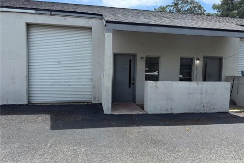 Propiedad comercial en alquiler en Ocala, Florida № 1912390 - foto 2