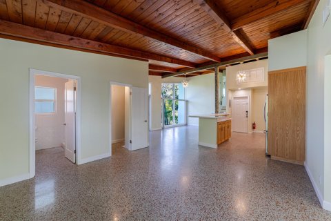 House in Fort Lauderdale, Florida 2 bedrooms, 157.1 sq.m. № 2176394 - photo 21