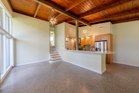 House in Fort Lauderdale, Florida 2 bedrooms, 157.1 sq.m. № 2176394 - photo 18