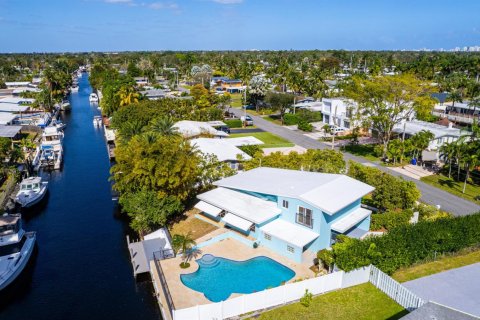 House in Fort Lauderdale, Florida 2 bedrooms, 157.1 sq.m. № 2176394 - photo 4