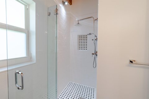 House in Fort Lauderdale, Florida 2 bedrooms, 157.1 sq.m. № 2176394 - photo 9