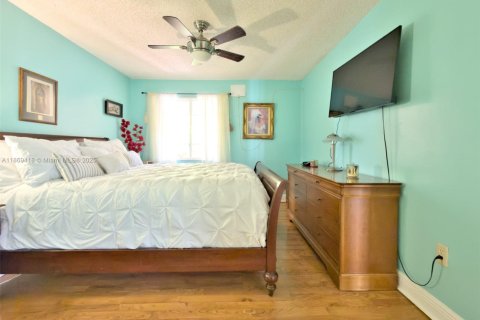 Villa ou maison à vendre à Miami, Floride: 3 chambres, 111.67 m2 № 2054372 - photo 20